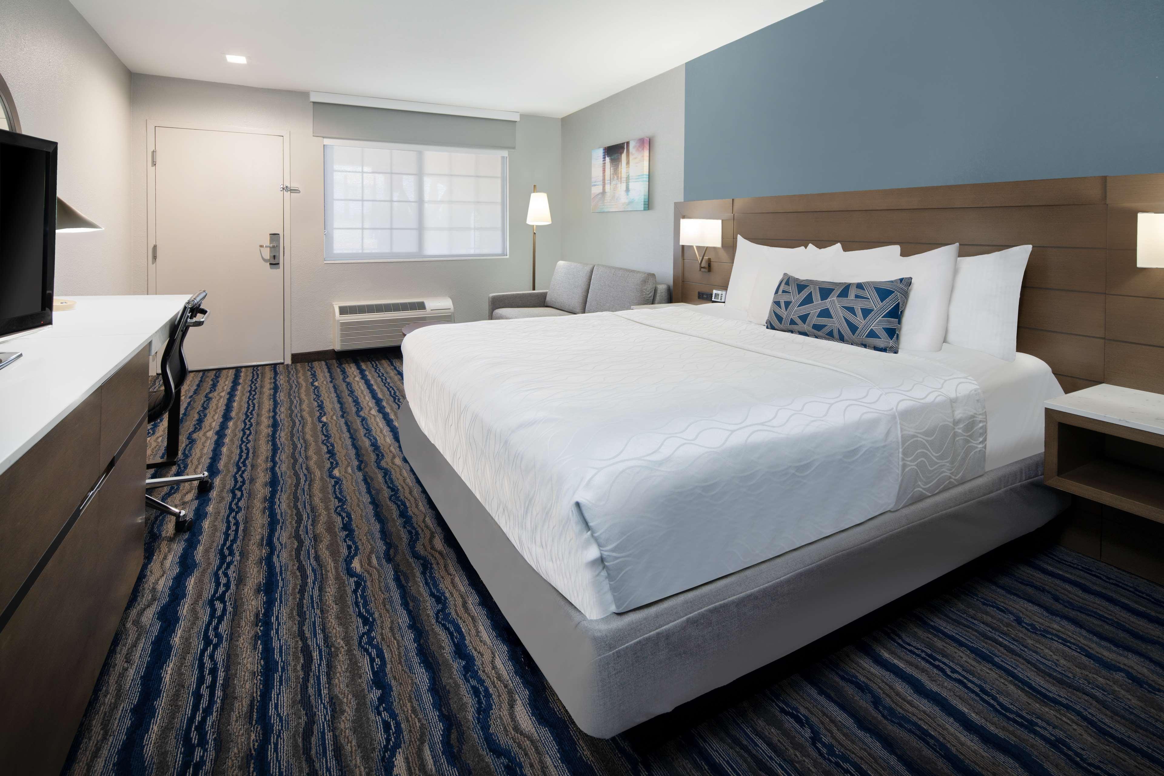 Best Western San Diego/Miramar Hotel Exterior photo